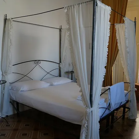 לינה וארוחת בוקר Palazzo Barba 3*