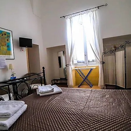 Palazzo Barba 3*
